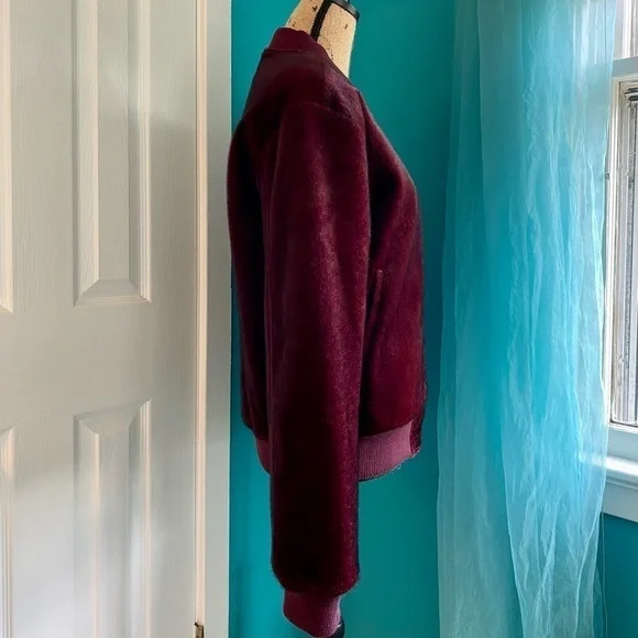 J.O.A. Faux Fur Maroon Bomber Jacket Size M - Picture 4 of 8